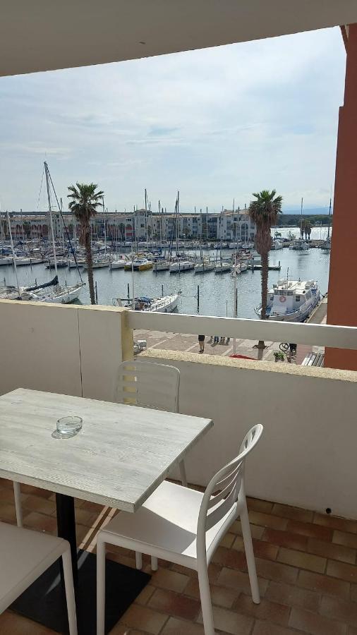 Vvf Residence Port-Льокат Екстериор снимка