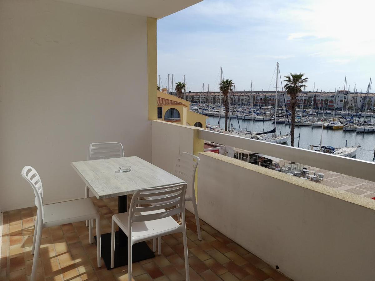 Vvf Residence Port-Льокат Екстериор снимка